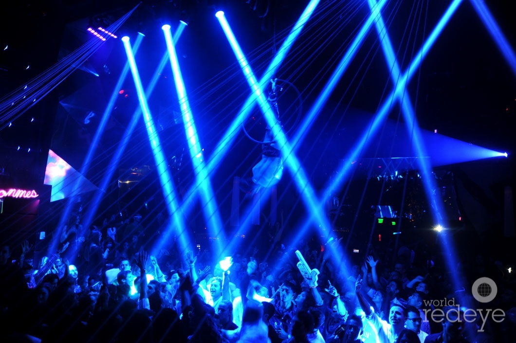 _9-Lights-at-SET-Nightclub-4