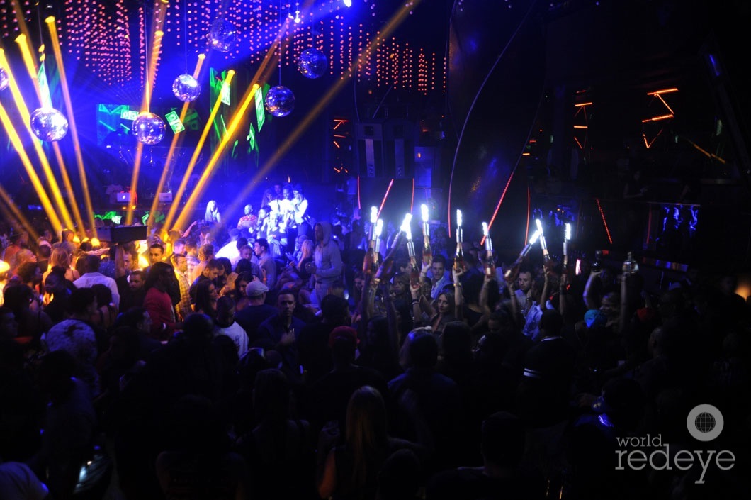 Bottle-Parade-at-Story-Nightclub-3