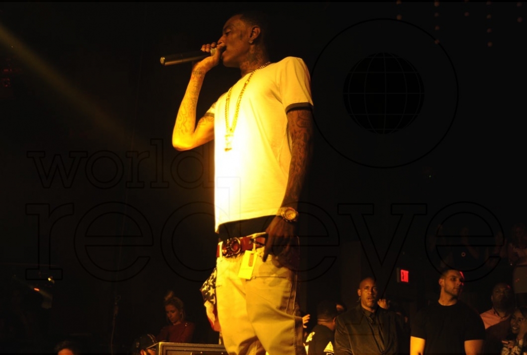 Soulja-Boy-performing-10