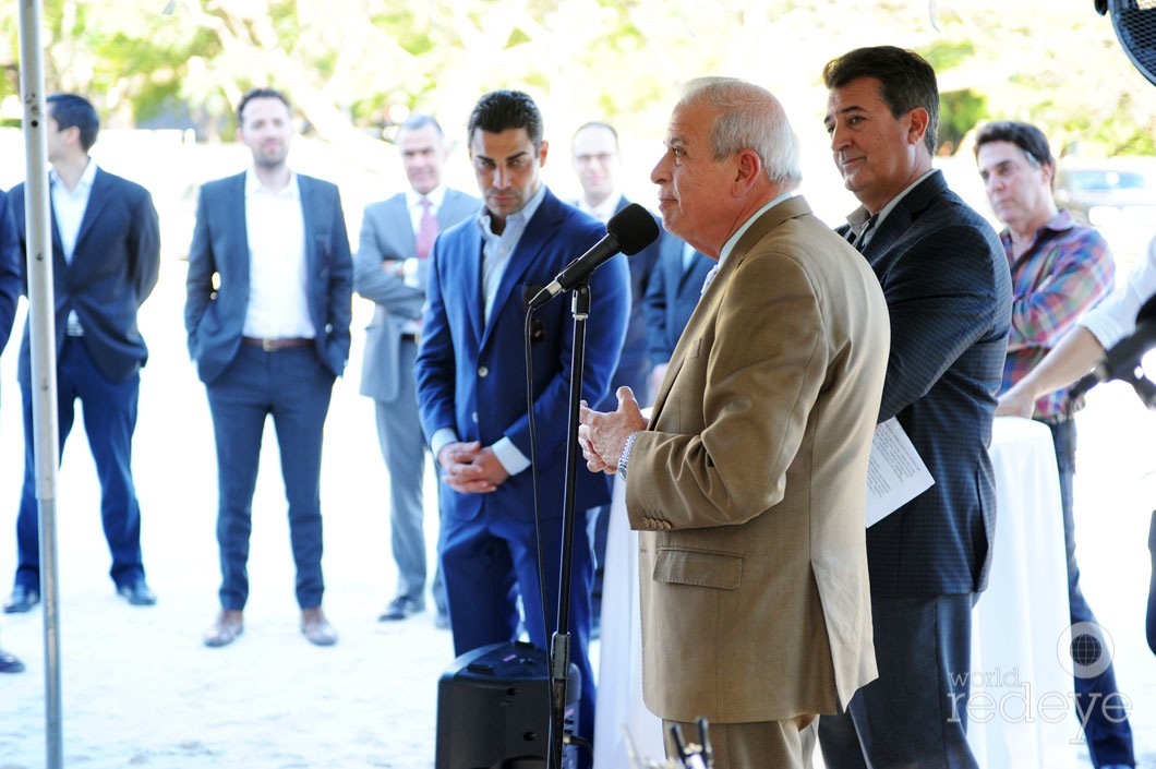 _18-Francis-Suarez,-Tomas-Regalado-speaking,-&-Henry-Pino2