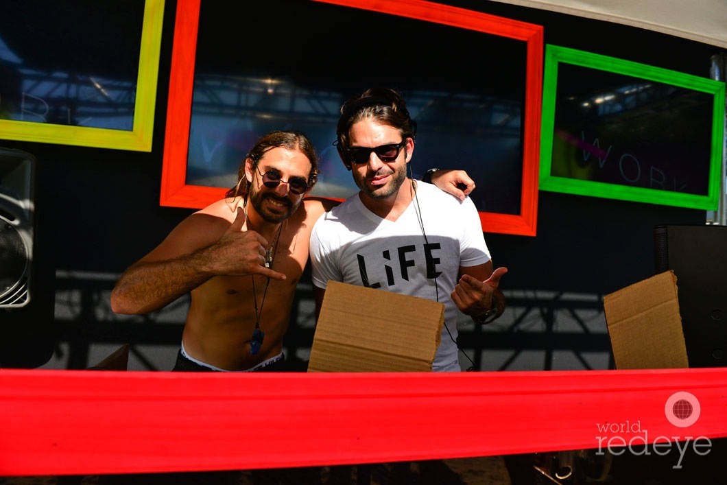 _22-Los-De-La-Vega,-&-Julian-Ingrosso266