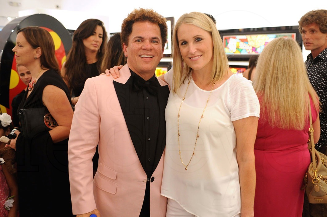 26.6-Romero-Britto-&-Jen-Frie