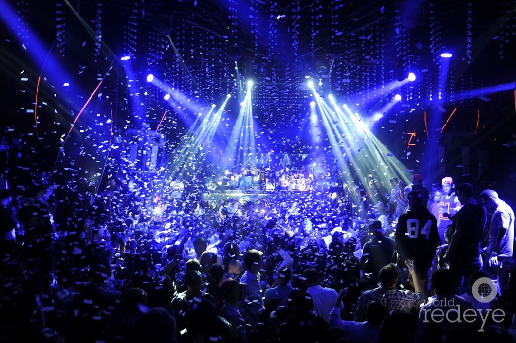 _3-Confetti-Blast-at-Story-Nightclub-3