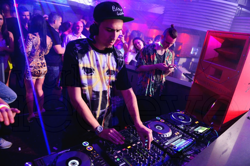 _4-Boys-Noize409