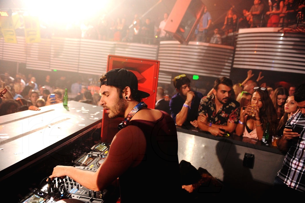 _9-Borgore-Djing5