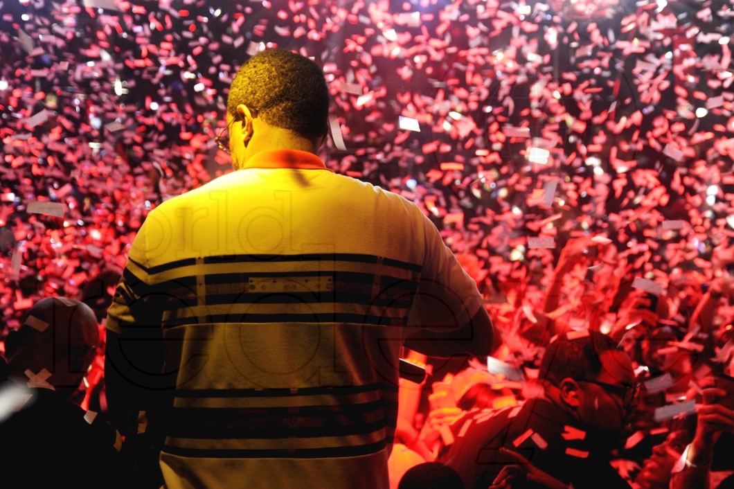 _10-Sean-“Diddy”-Combs-Performing-at-Story-Nightclub-8