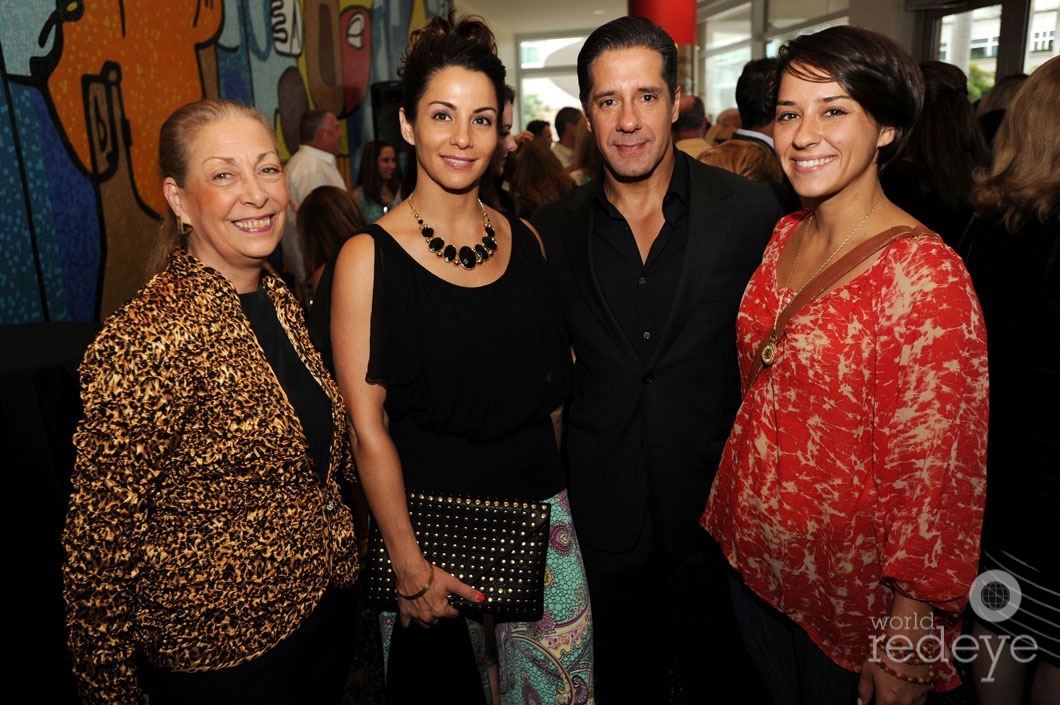 Joy Finer, Maria Carvalho, Alberto Carvalho, & Alexandra Carvalho