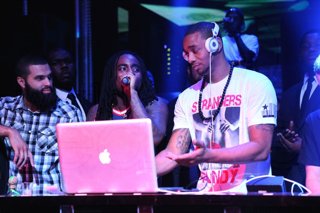 _15-Wale-&-DJ-E-Feezy