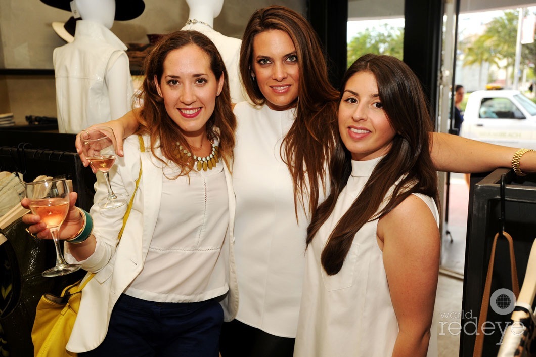 Marina Chaparro, Jilian Sanz, & Andreina Cisneros