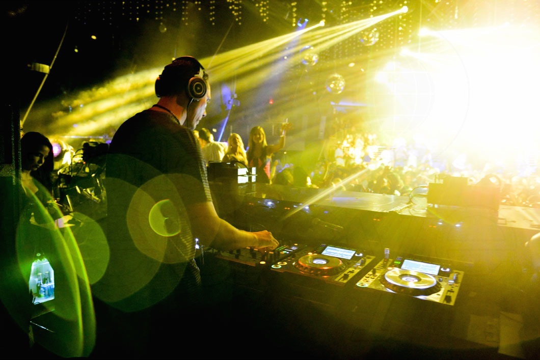 _23-Tiesto09