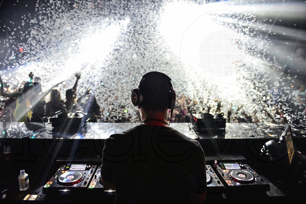 _26-Tiesto57