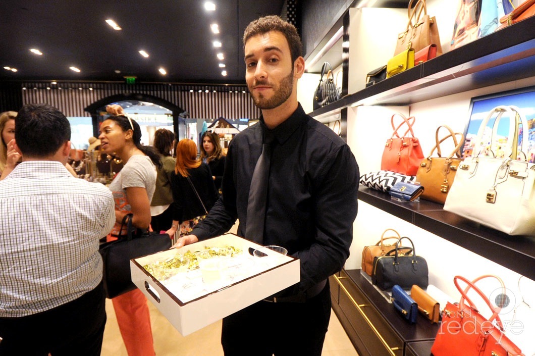 _33-Bartender-at-Henri-Bendel-2