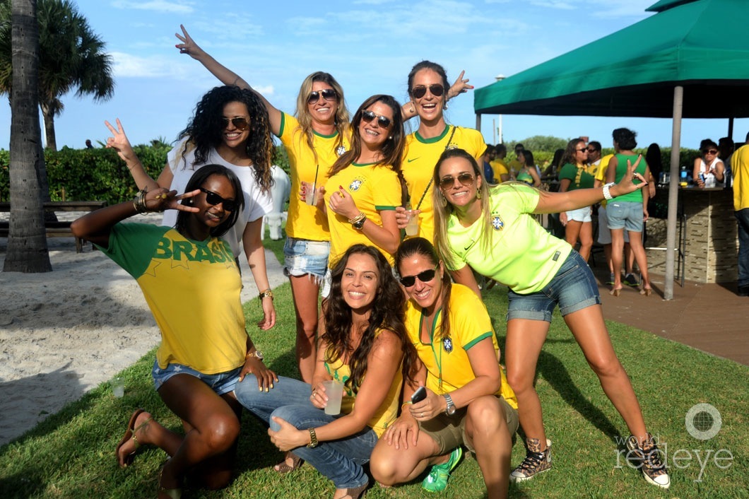 _5-Nicole-Schuery,-Jullianna-Martins,-Sabrina,-Magalhaes,-Milena-Sampaio,-Paula-Ambroso