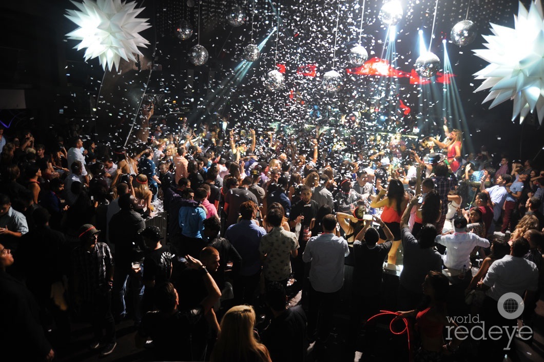 _6-Confetti-Blast-at-Story-Nightclub-2