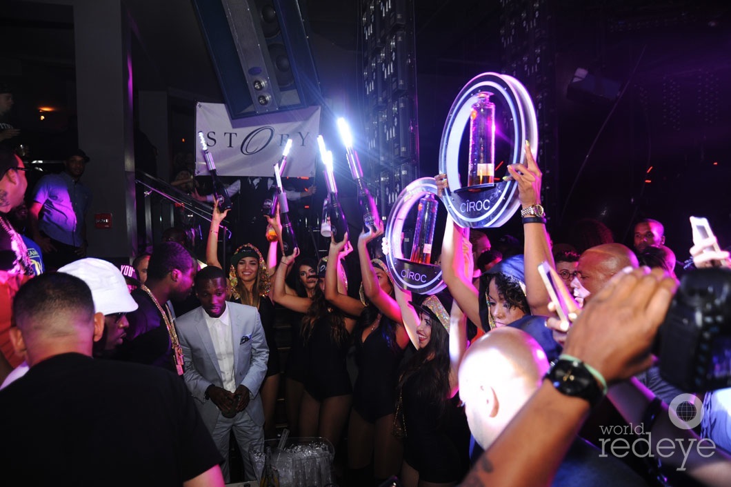 Bottle-Parade-at-Story-Nightclub-6