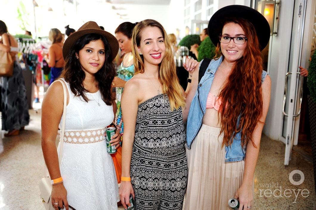 Elisabet, Priscilla Armas, & Sara GJ