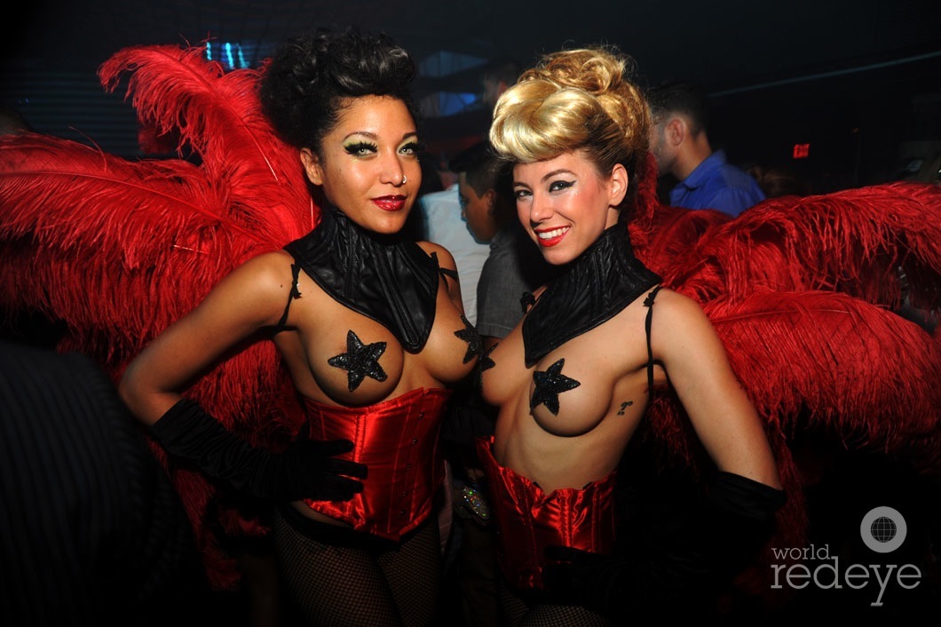 _27-Dancers-at-Mansion-Nightclub-4