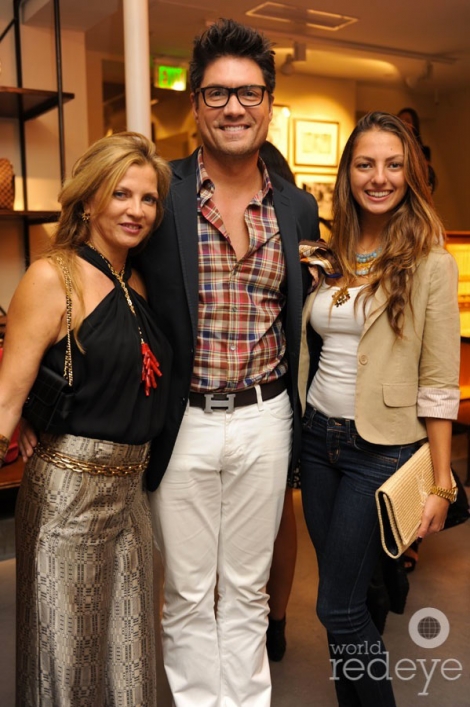 35469659.6-Carole-Seikaly-with-daughter-&-Louis-Aguirre