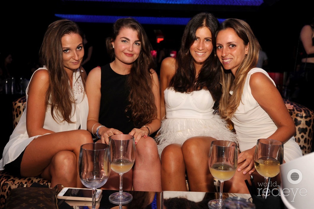 Moira Donadoni, Francesca Gianni, Martina Romani, & Giulia li Vorsi