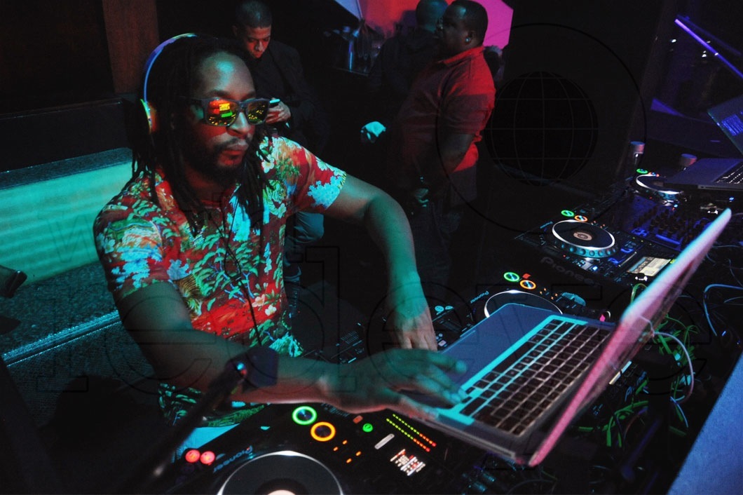 24-Lil-Jon-DJing11