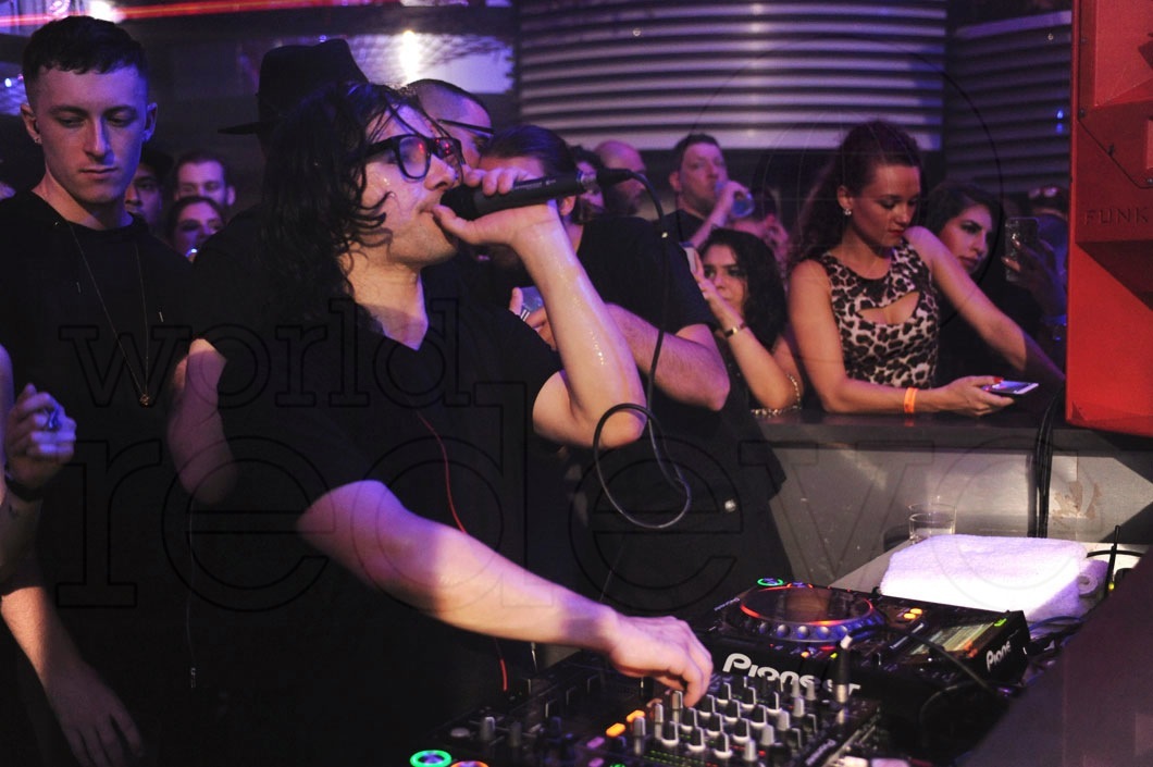 24-Skrillex-djing3a