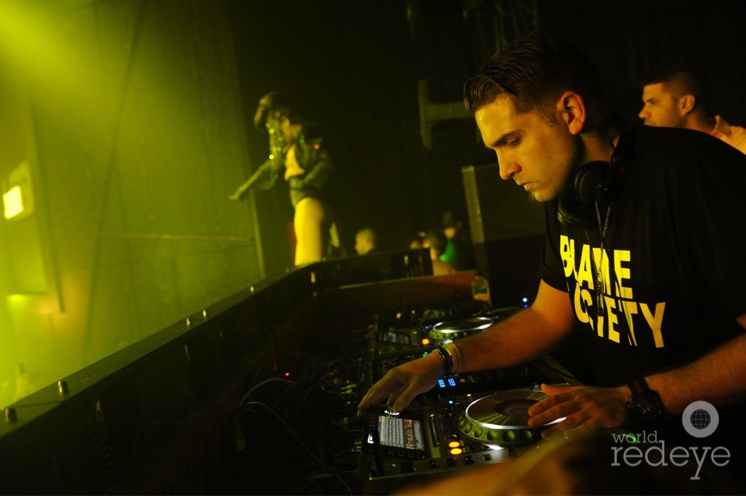 5-_Chris-Valencia-Djing5