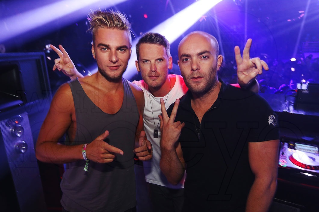 54-Showtek-&-Dave-Sol