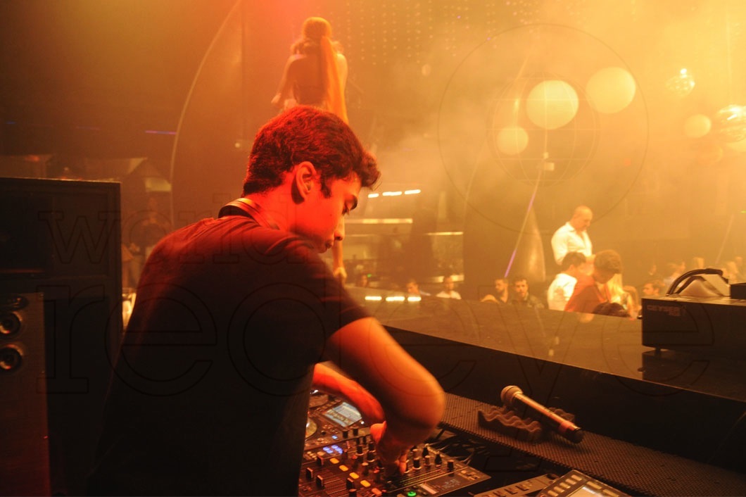 02-Michael-Brun-djing-105