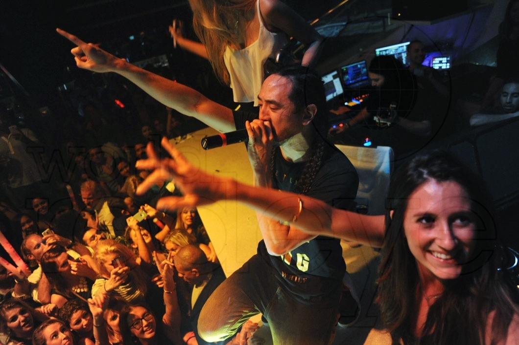 05-Steve-Aoki-LIVE11