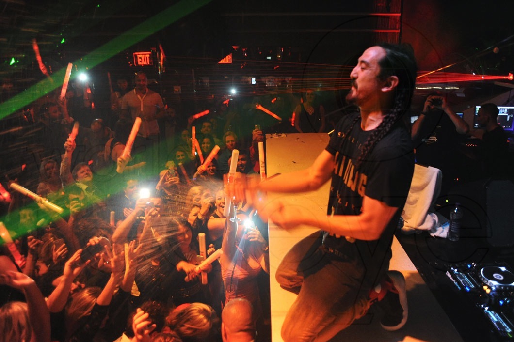 08-Steve-Aoki-LIVE3