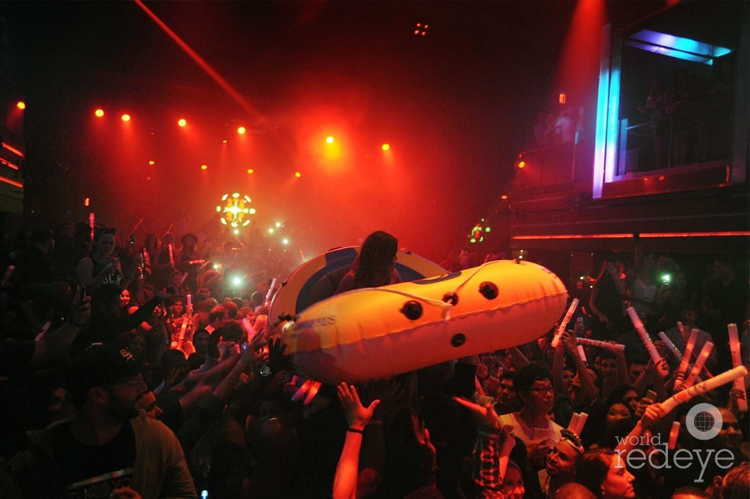 65-Steve-Aoki-RAFT6