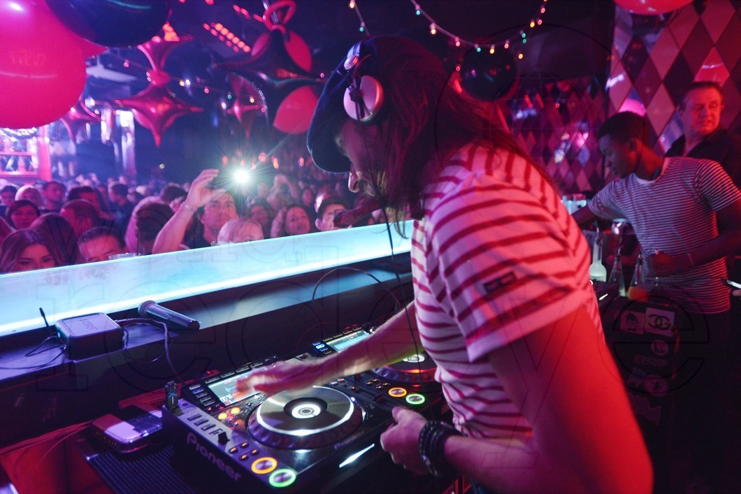 01-04-Bob-Sinclar3