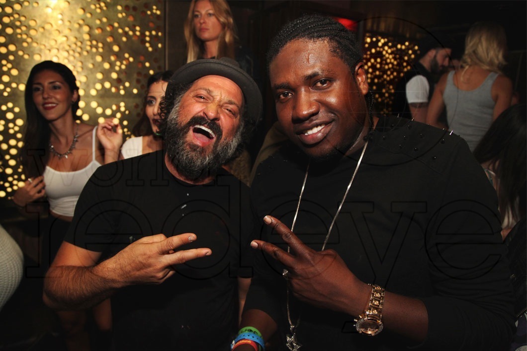 03-Mr-Brainwash-&-Mike-Yansen