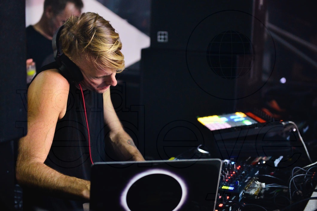 08-Richie-Hawtin77-(1)