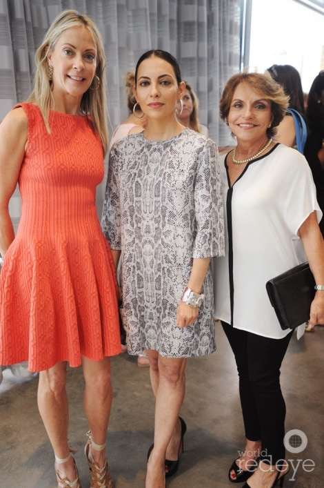 Sue Hostetler, Teresita & Dolores Fernandez