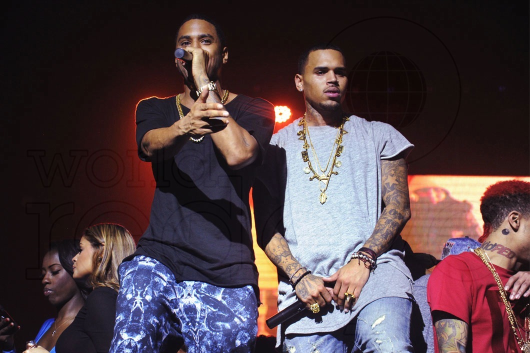 01-Trey-Songz-Chris-Brown-LIVE33