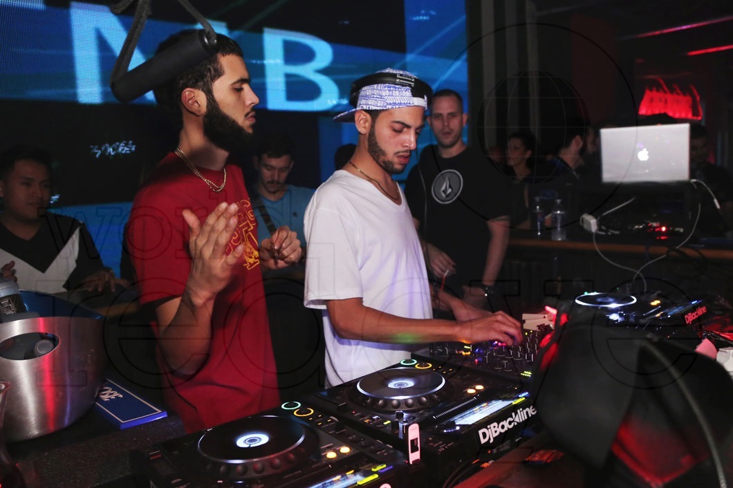 08-The Martinez Brothers5