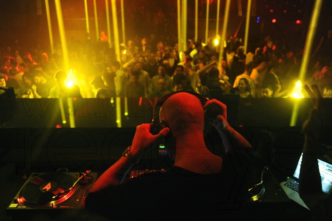 13-Marco-Carola-DJing4