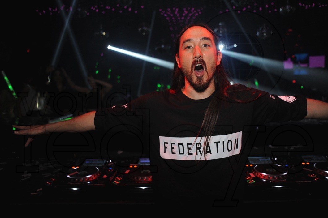 21-Steve-Aoki2