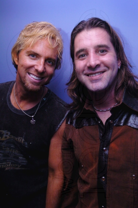 069- 74- JONAS & SCOTT STAPP