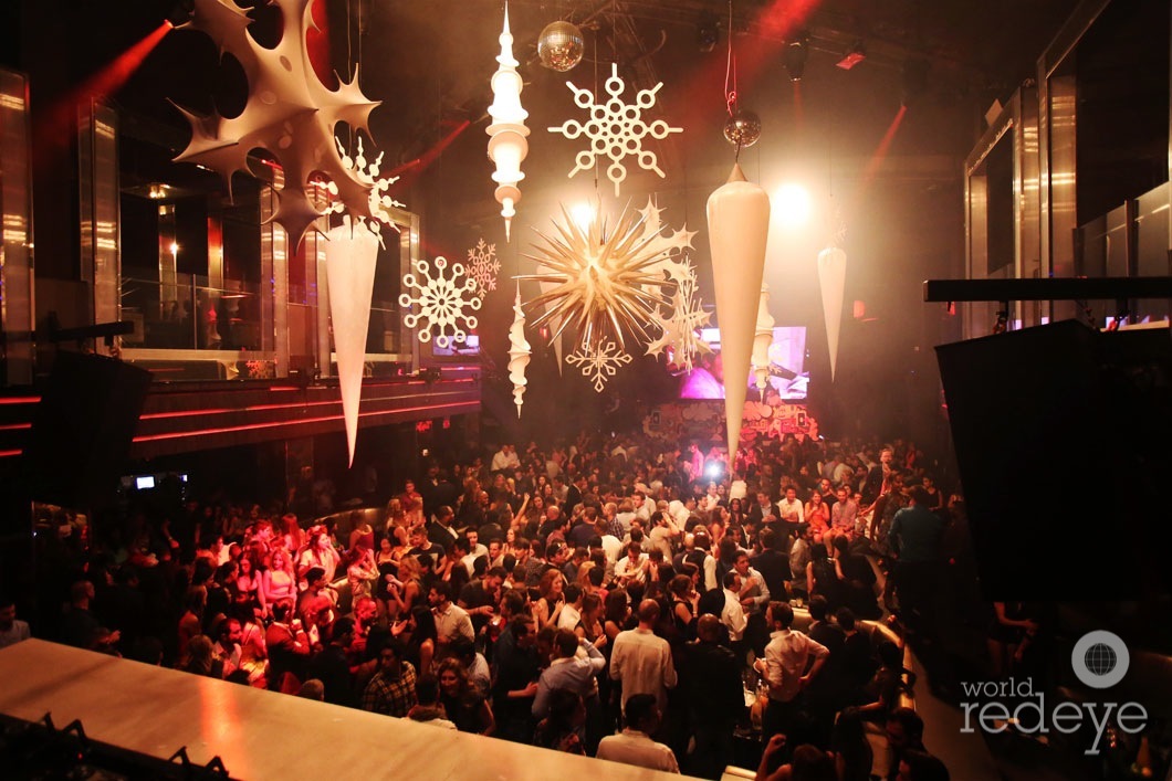 07- 07- Atmosphere at LIV at Fontainebleau