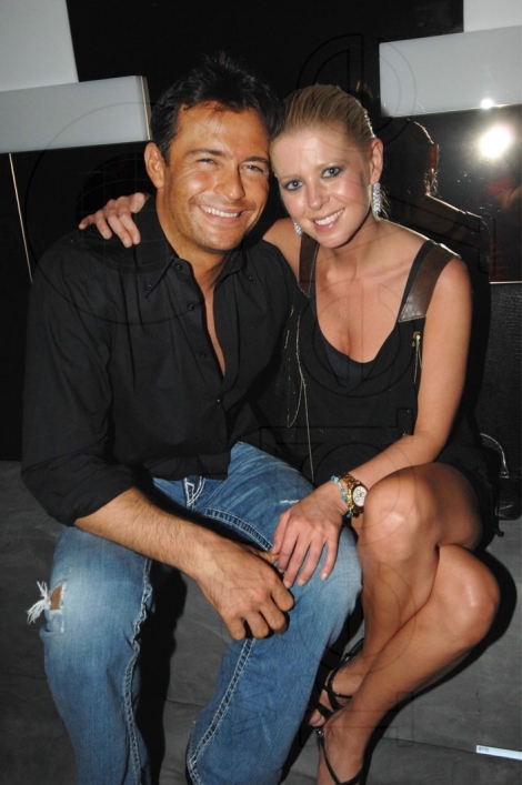 087- 88- Romain Zago & Tara Reid2