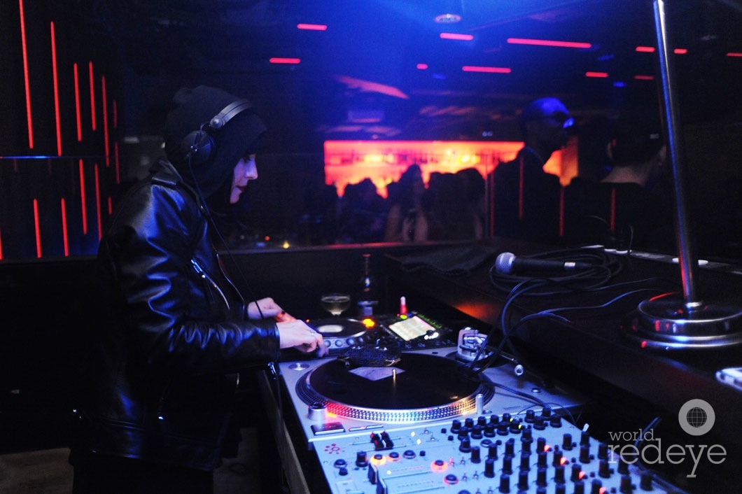 14- Michelle Leshem DJing1