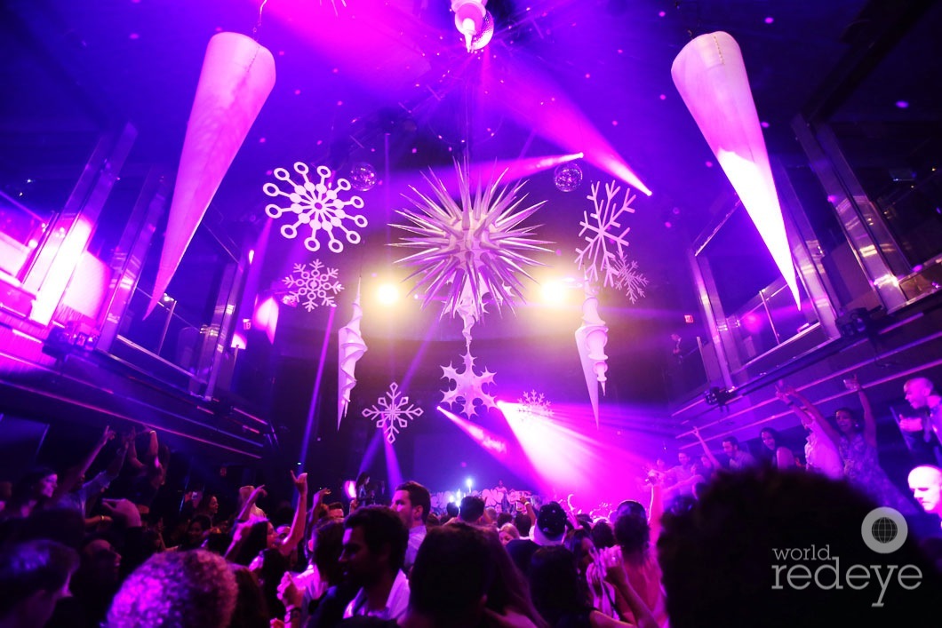 19- 16- Atmosphere at LIV at Fontainebleau9