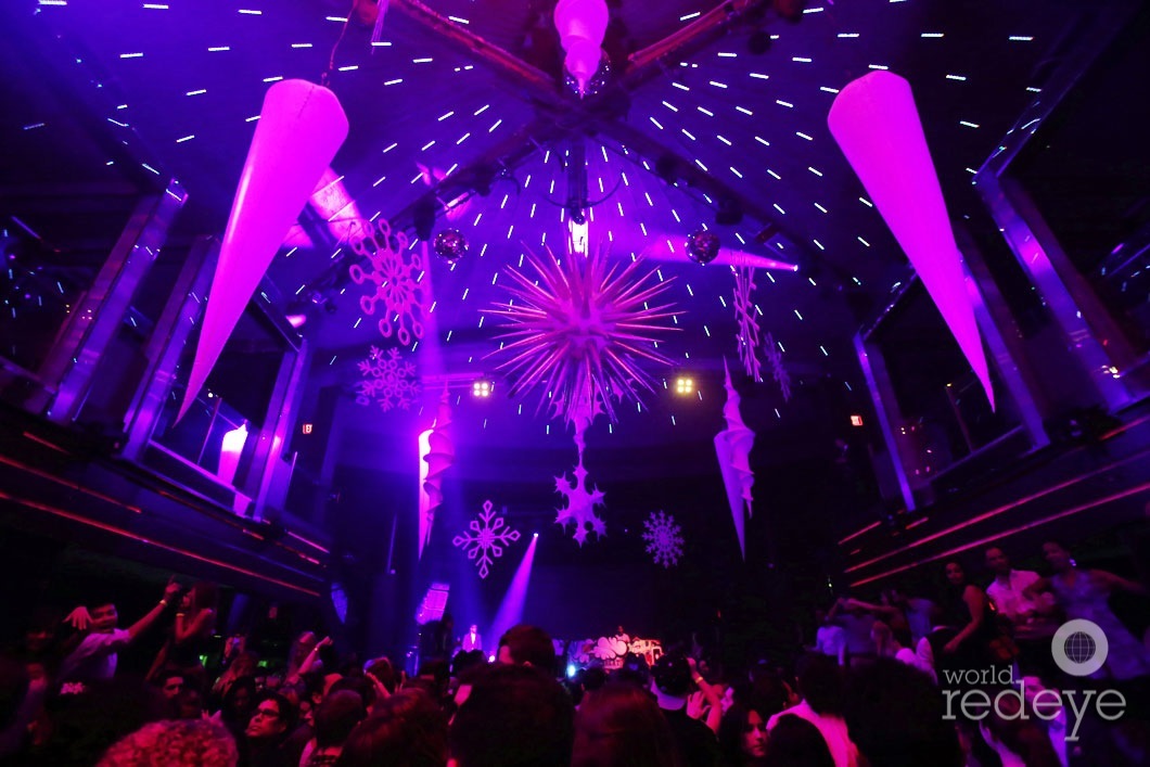 20- 17- Atmosphere at LIV at Fontainebleau10