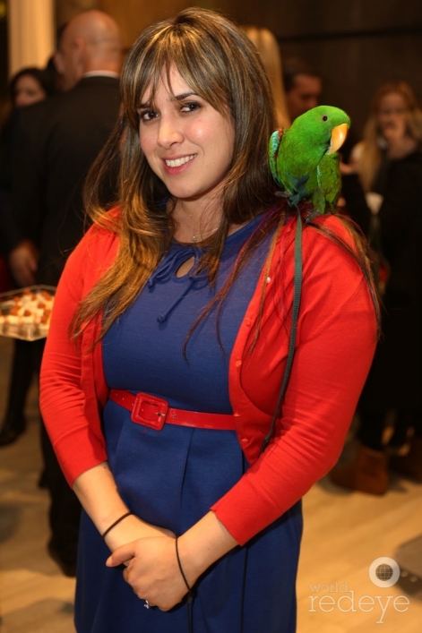 27- Jessica Londono & Sammy The Parrot2