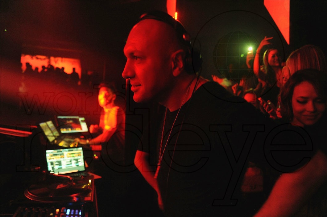 28- Marco Carola djing 10