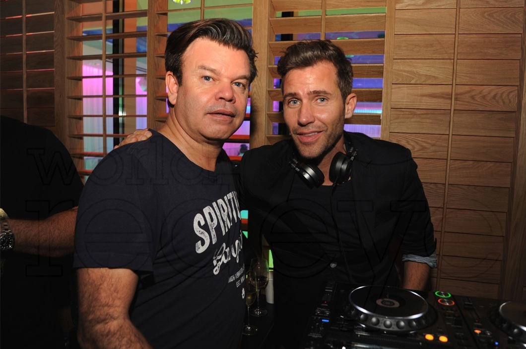 01-Zen Freeman & Paul Oakenfold