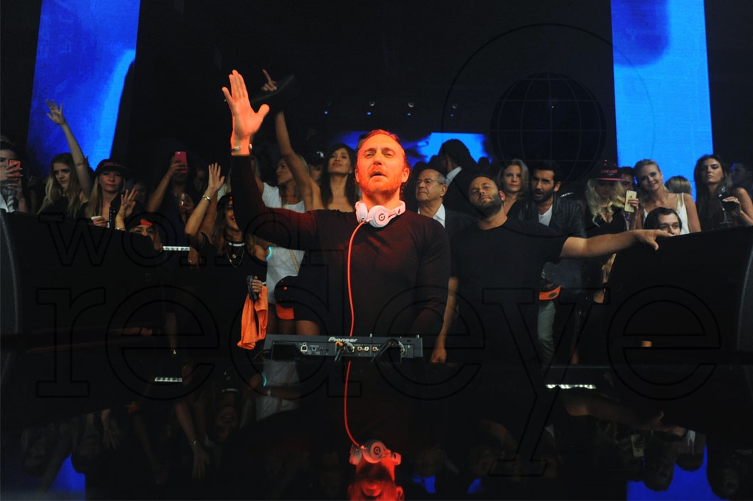 03- David Guetta DJing9_new