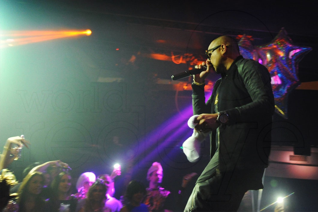 03- Sean Paul performing 8_new